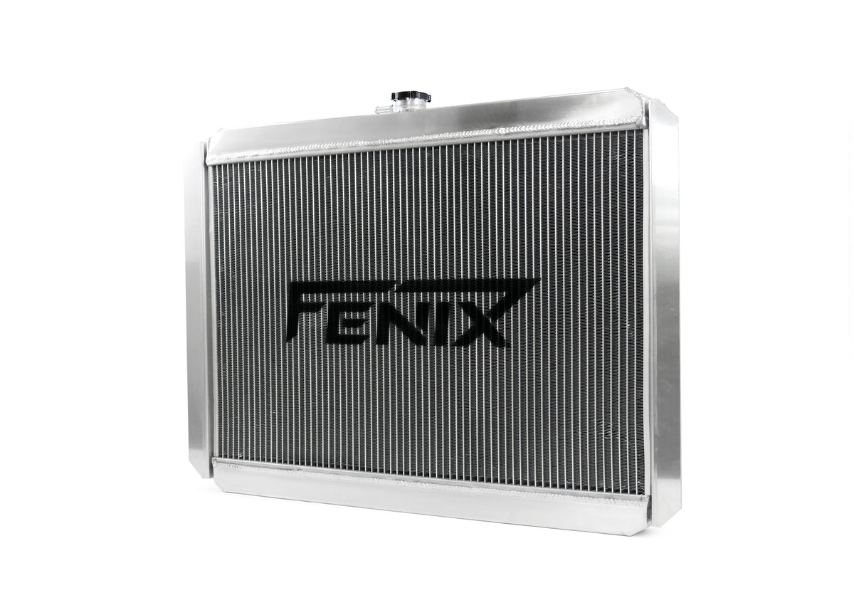 Universal Large Radiator - Top Outlet Pipe Right / Bottom Outlet Pipe Left.