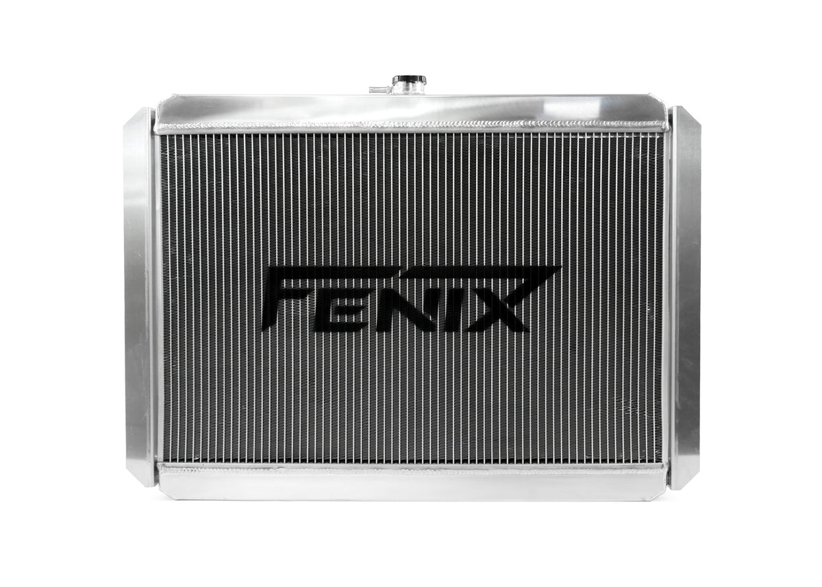 Universal Large Radiator - Top Outlet Pipe Right / Bottom Outlet Pipe Left.