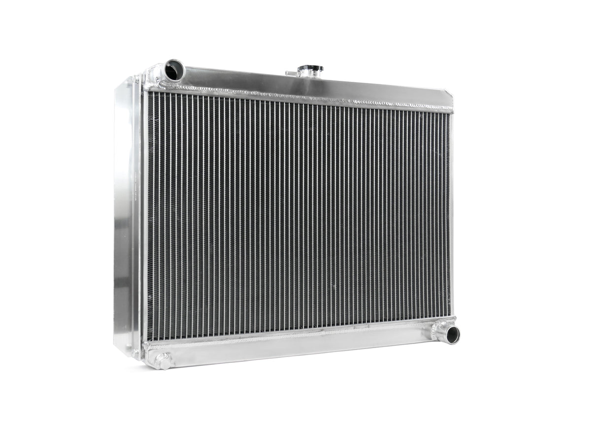 Universal Large Radiator - Top Outlet Pipe Left / Bottom Outlet Pipe Right.