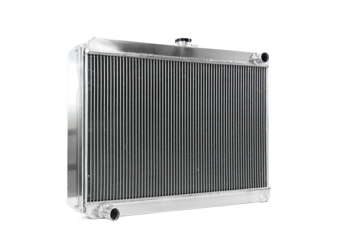 Universal Large Radiator - Top Outlet Pipe Right / Bottom Outlet Pipe Left.